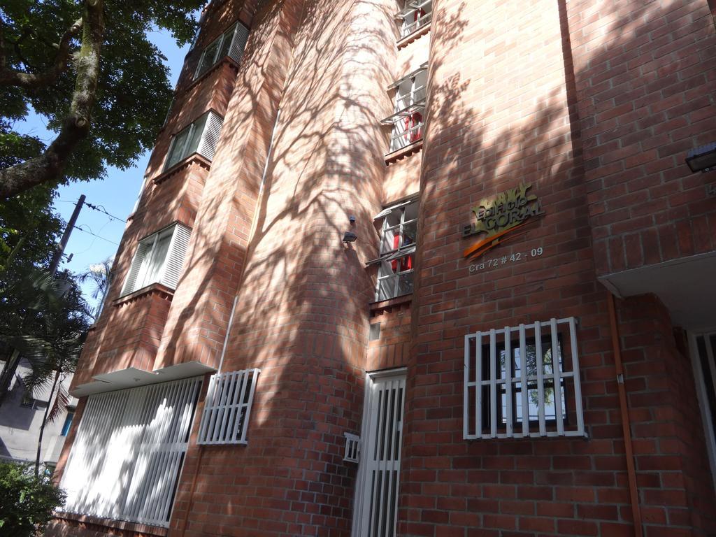 Amoblados Medellin Laureles Apartment Exterior photo